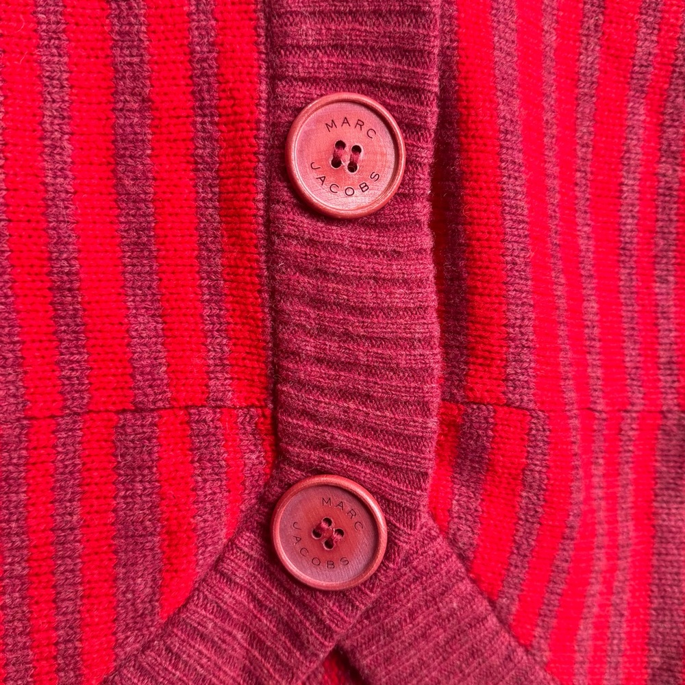 Marc Jacobs Red Striped Cardigan Lambswool Fitted Scandi Chic Button Front M - Picture 9 of 9